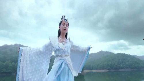 龙女归来,传奇再现，神秘力量觉醒